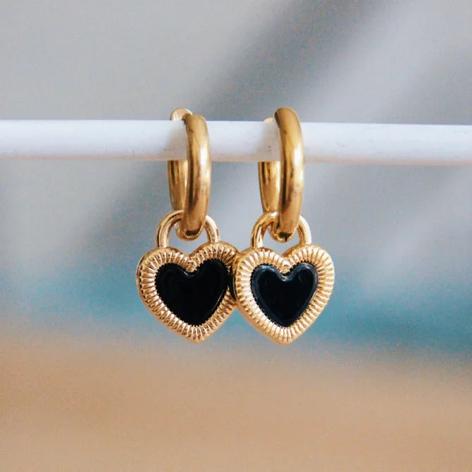 Kolczyki z intarsjowanym sercem z muszli